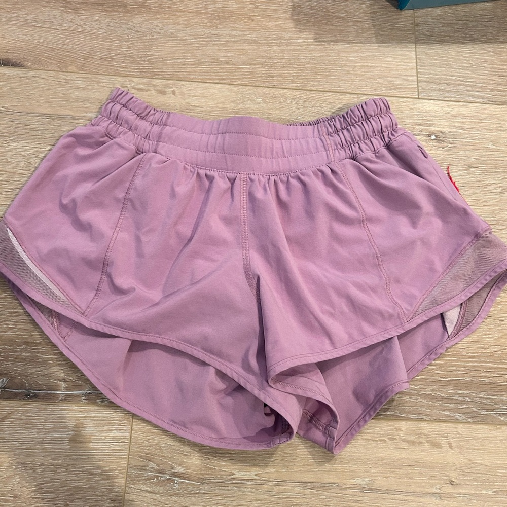 Hottie hot lululemon shorts 2.5”